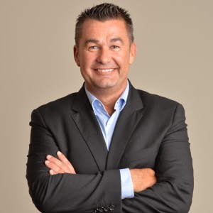 Adolfo Hernandez - AWS